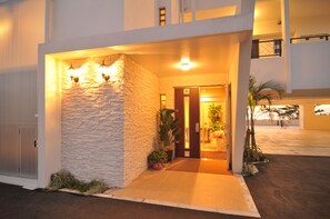 Lobby - Wisteria Condominium Resort (Motobu)