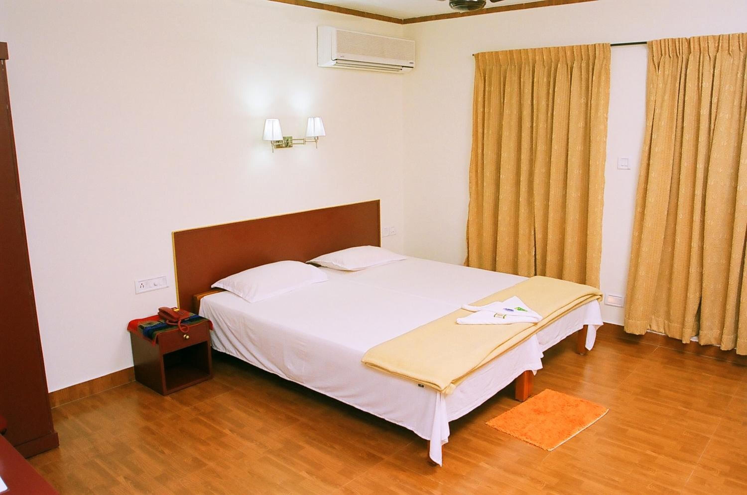 Photo - Hotel Srinivas