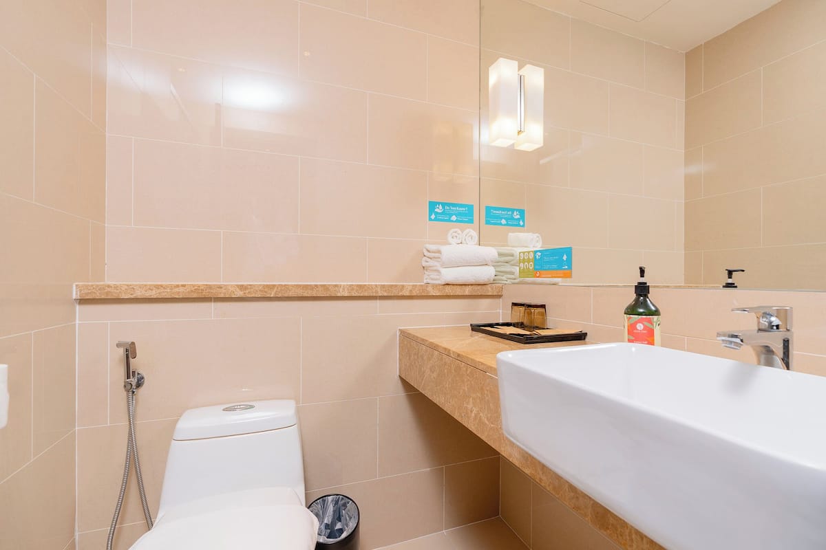 free toiletries, hair dryer, slippers, bidet