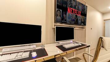 Premium bedding, free WiFi