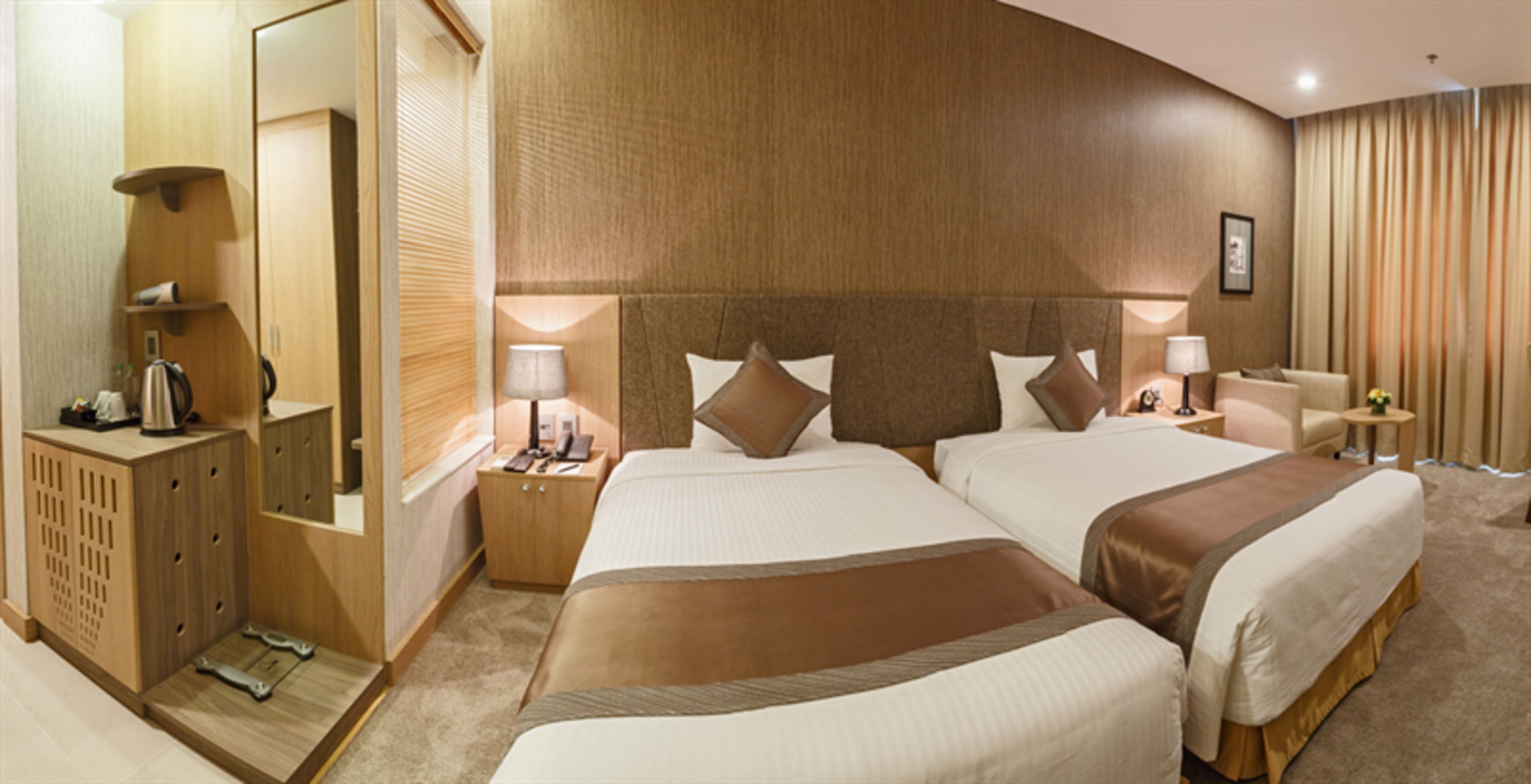 Minibar, in-room safe, desk, soundproofing