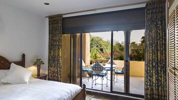 Suite Familiale, vue jardin | Vue de la chambre