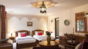 Standard Twin Room | Egyptian cotton sheets, premium bedding, down comforters - Villa Quieta (Essaouira)