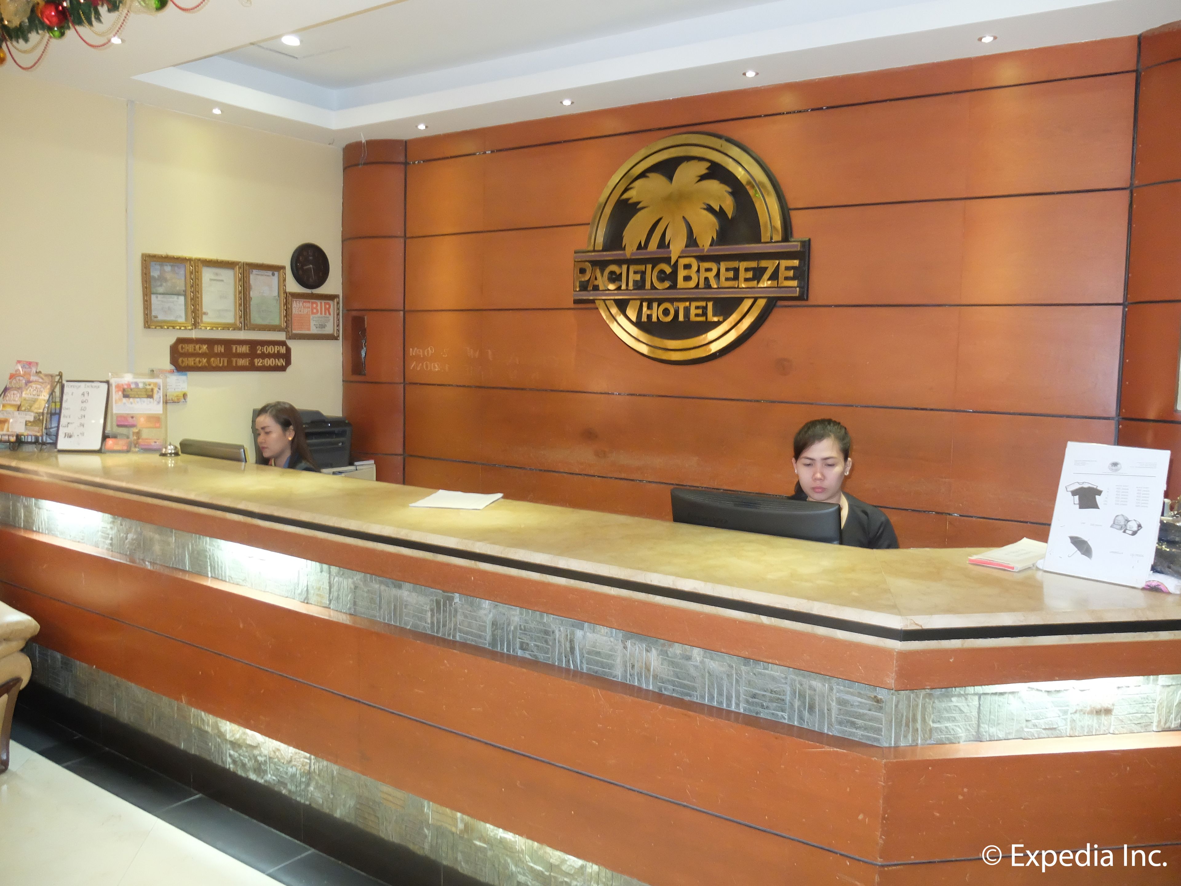 Foto - Pacific Breeze Hotel and Resort