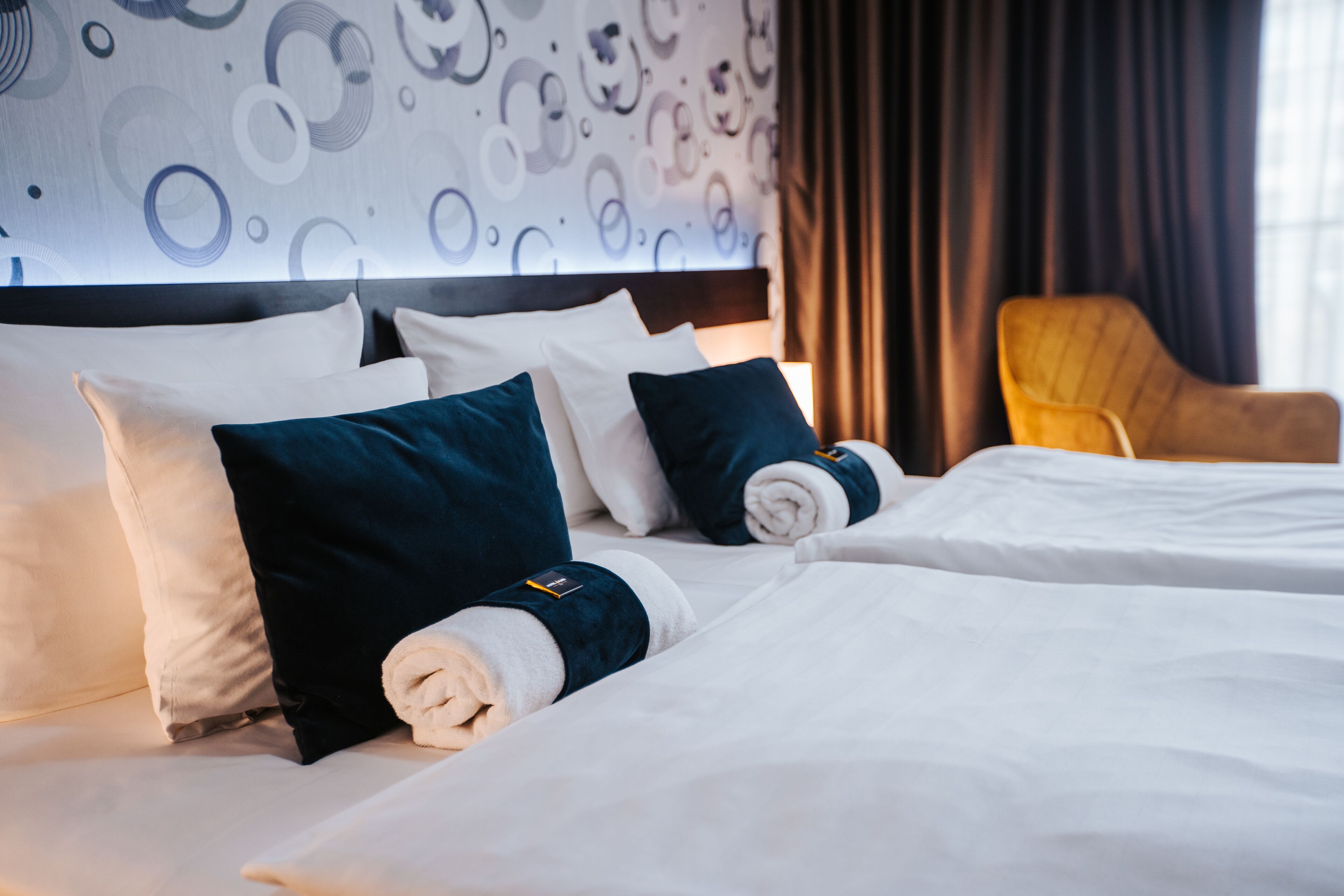 1 bedroom, premium bedding, in-room safe, desk