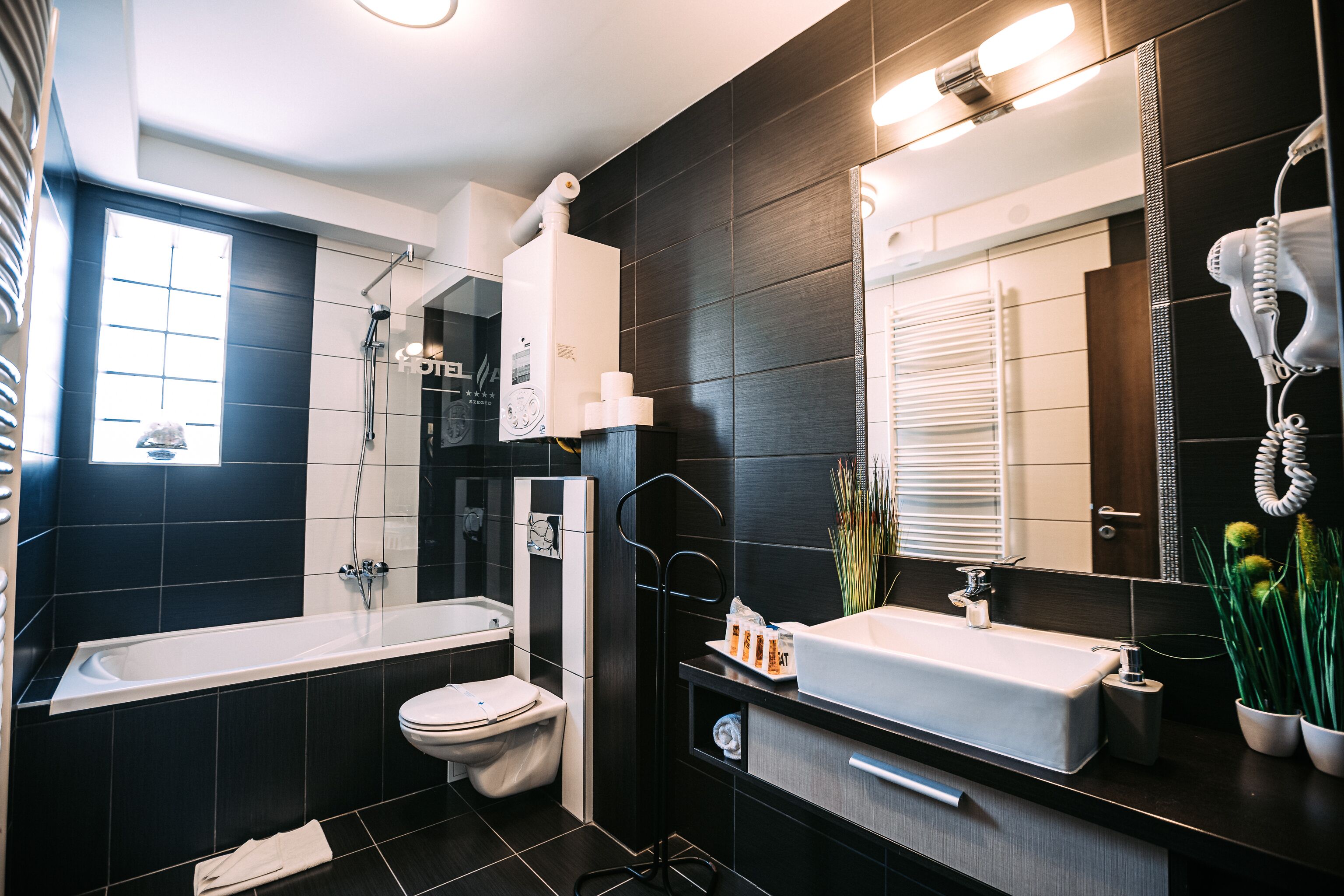 junior suite, balcony | bathroom | free toiletries, dressing gowns, slippers, towels