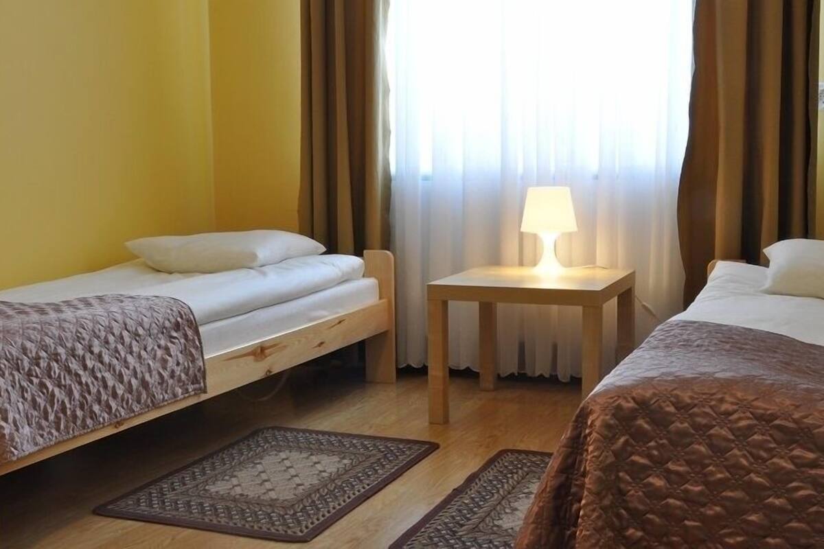 Free cots/infant beds, rollaway beds, free WiFi