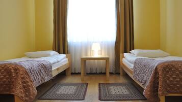 Free cribs/infant beds, rollaway beds, free WiFi