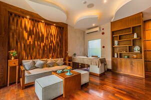 Salas de tratamiento para parejas, tratamientos corporales, aromaterapia