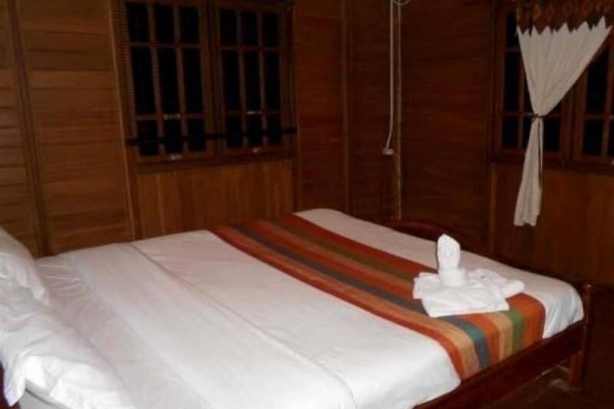 Ropa de cama de alta calidad, escritorio, tabla de planchar con plancha