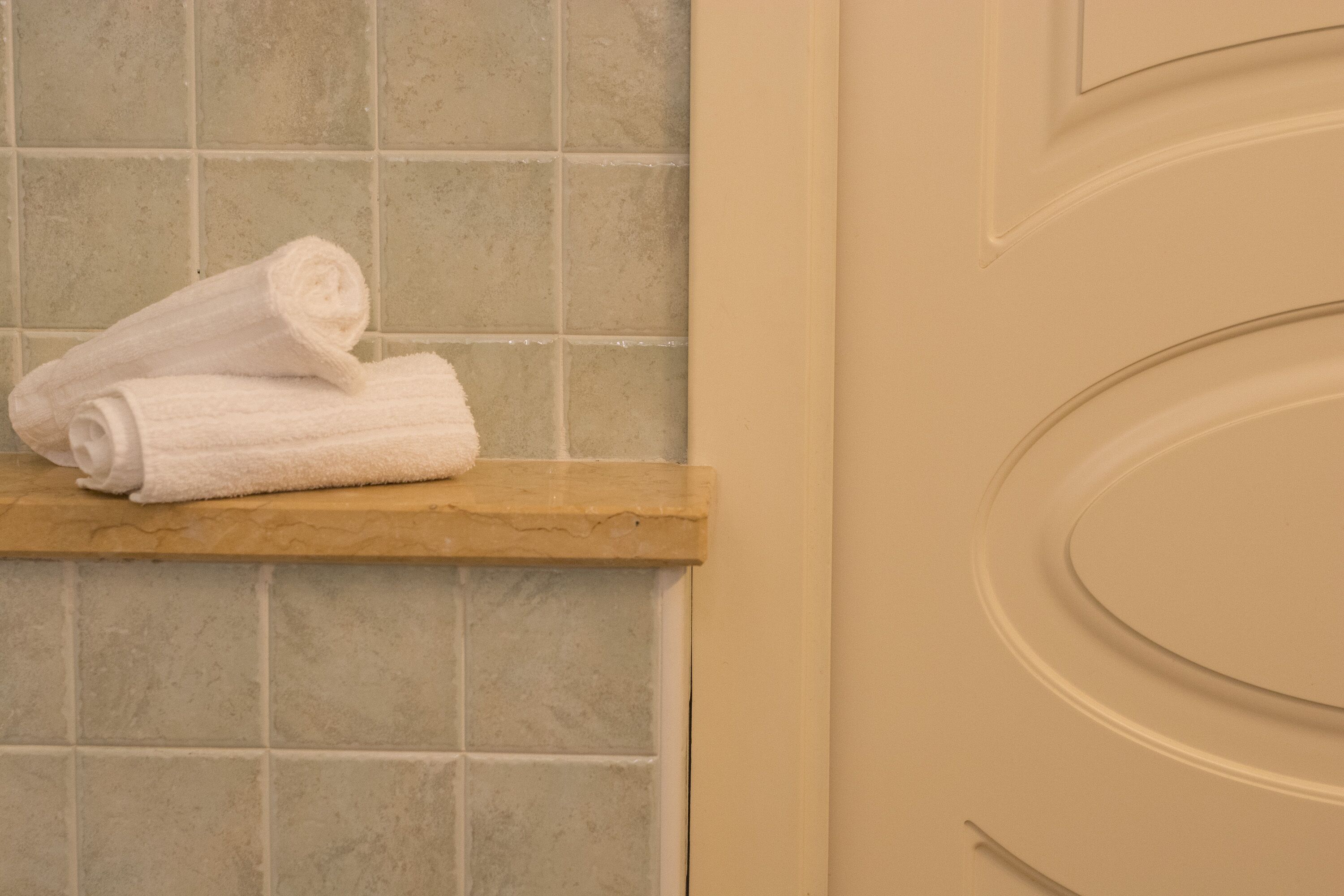 double room | bathroom | combined shower/bathtub, jetted bath, slippers, bidet