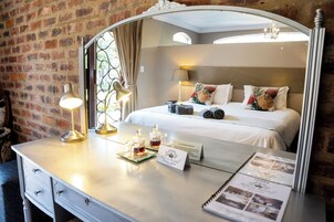 Luxury Double or Twin Room | Premium bedding, in-room safe, individually decorated, desk