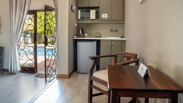 Luxury Double or Twin Room | Premium bedding, in-room safe, individually decorated, desk