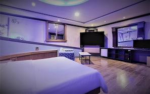 Premium Room (Check-in 8PM on Sat. & the day before holiday)