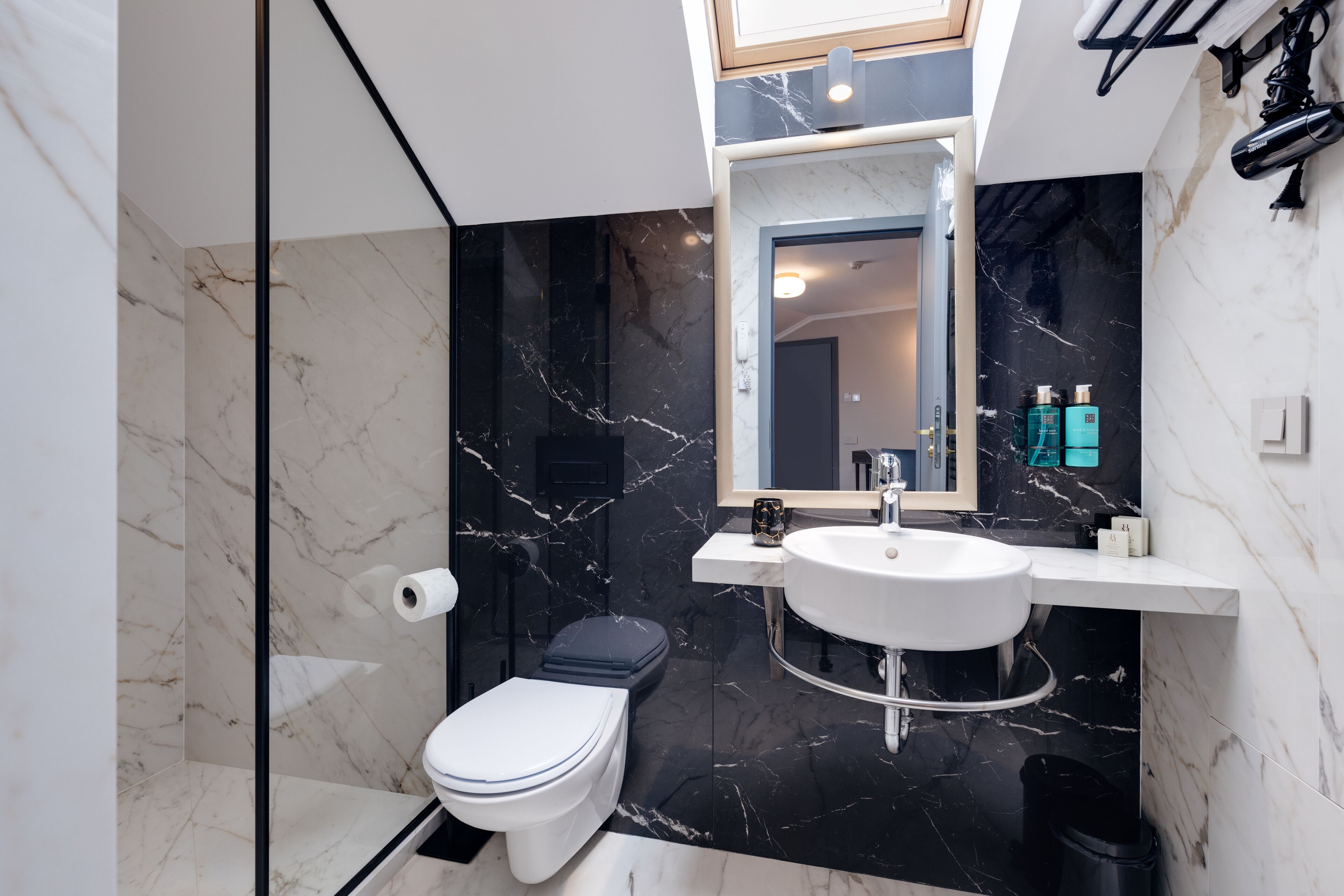 shower, free toiletries, hair dryer, bathrobes