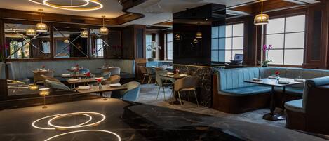 Frokostbuffé hver dag (EUR 10 per person)