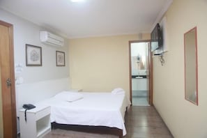 Minibar, desk, free WiFi, bed sheets