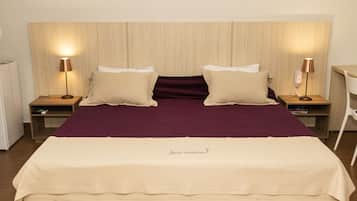 1 bedroom, minibar, desk, free WiFi