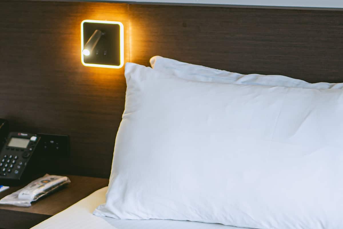 1 bedroom, premium bedding, in-room safe, desk
