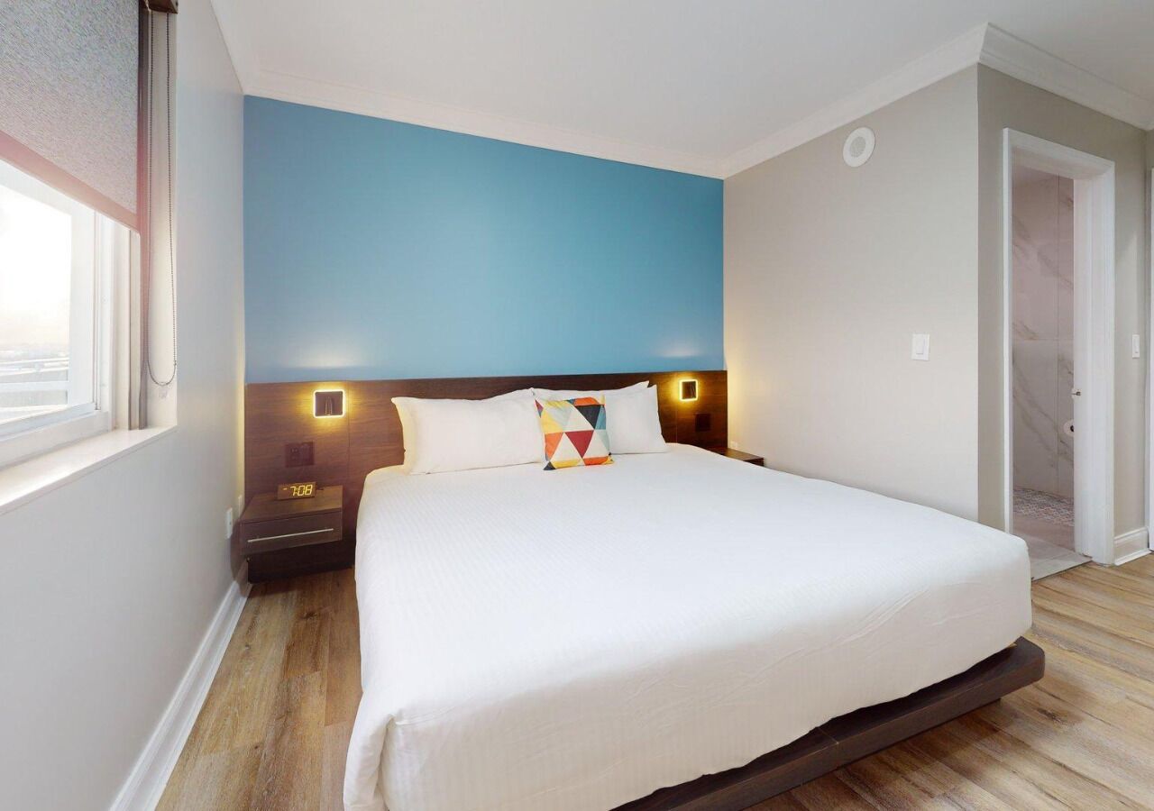 Executive Suite, 1 King Bed with Sofa bed, Kitchen | 1 bedroom, premium bedding, in-room safe, desk