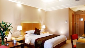 Room, 1 King Bed, Non Smoking - Days Inn Xian Hanguang (Xi'an)
