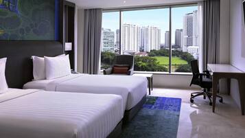 Deluxe Room, 2 Twin Beds | Minibar, in-room safe, desk, laptop workspace