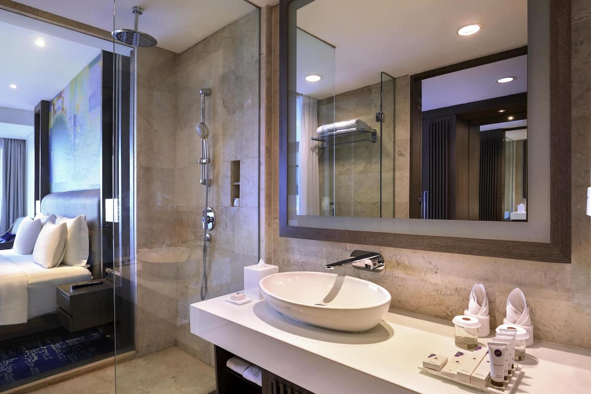 Minibar, in-room safe, desk, laptop workspace