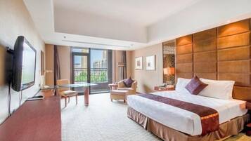 أسرّة أطفال/رضّع وخدمة الإنترنت ومُنبهات