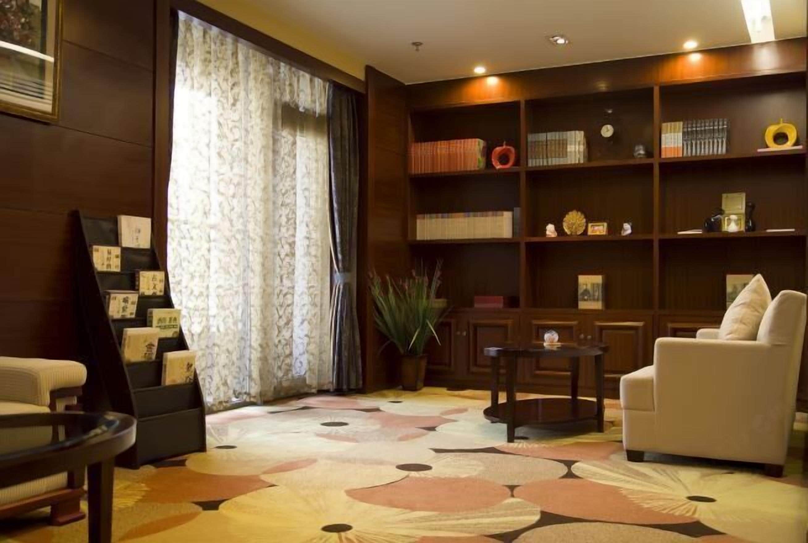 المنشأة من الداخل