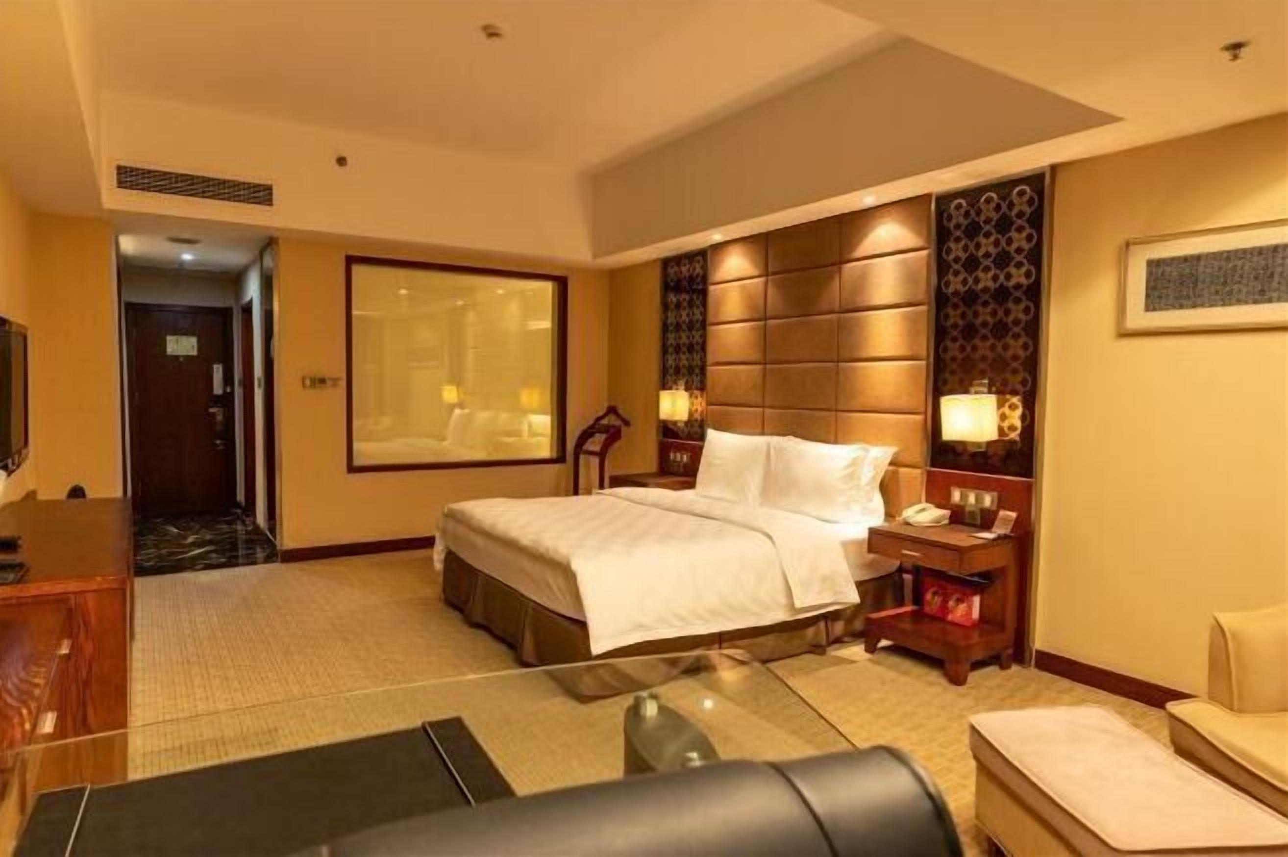 유아용 침대, 인터넷, 알람 시계