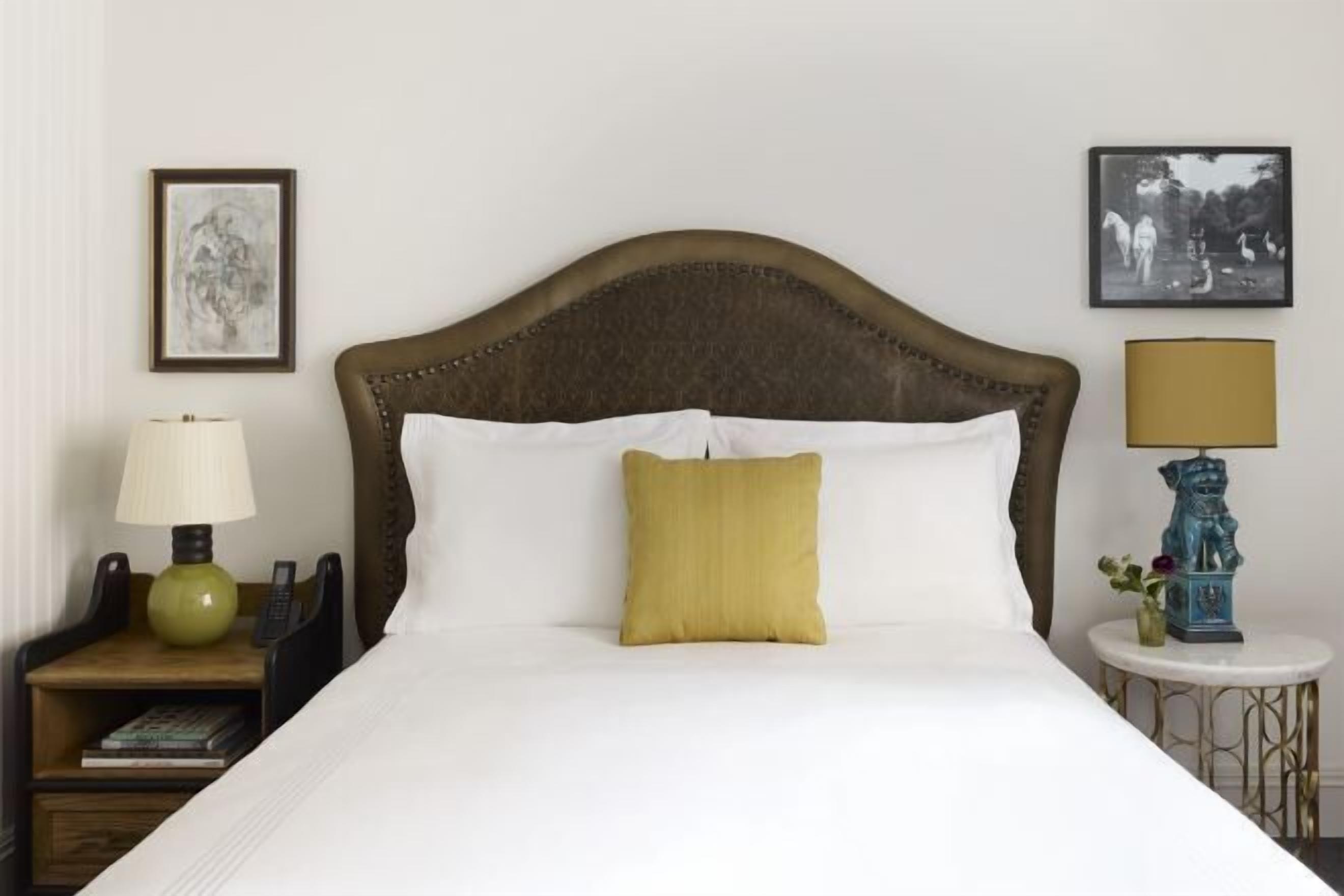 Ropa de cama de alta calidad y minibar 