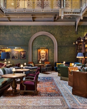 Serves breakfast, lunch, and dinner at The Beekman, A Thompson Hotel, by Hyatt