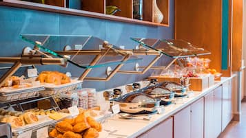 Desayuno buffet incluido todos los días