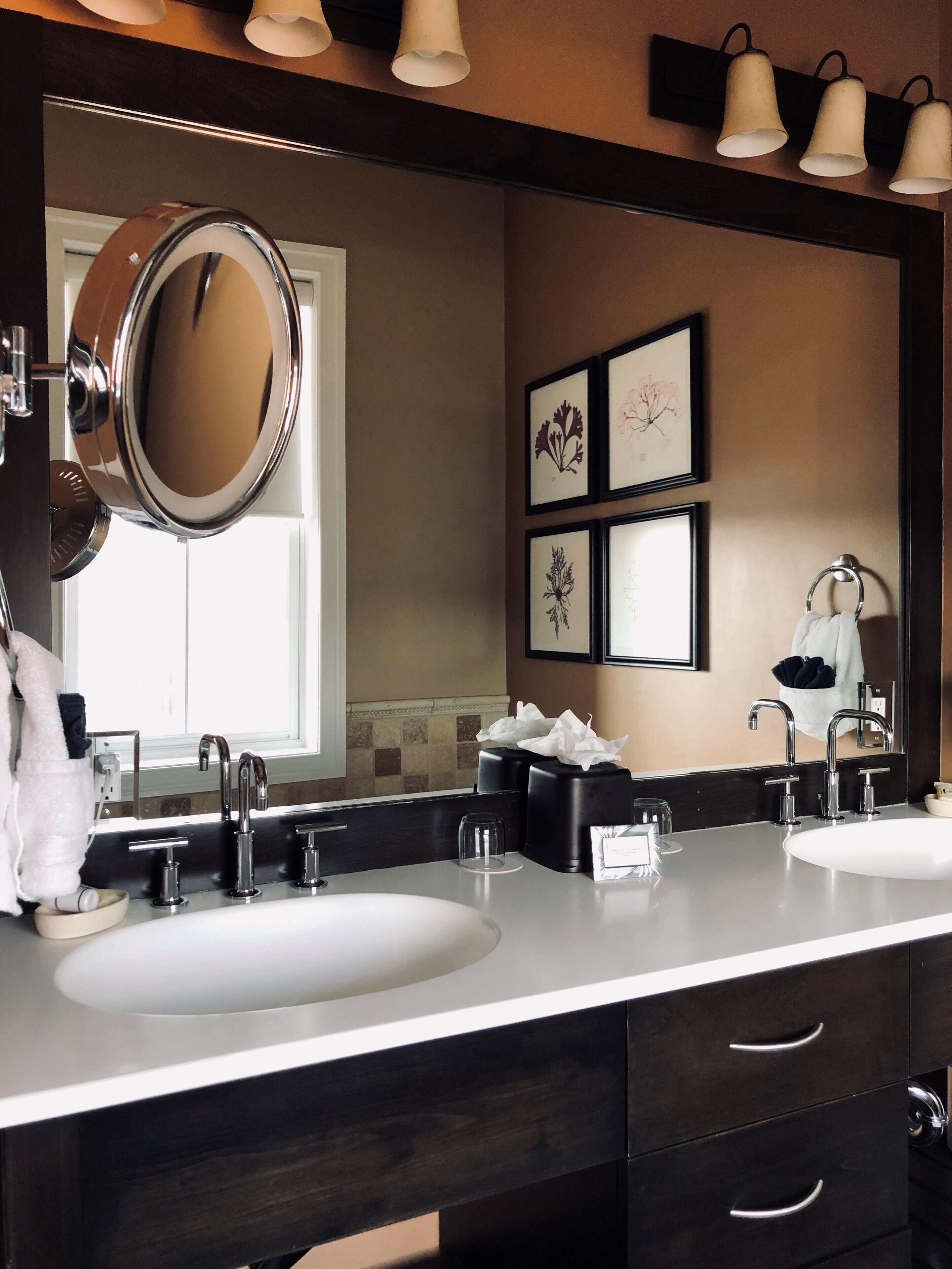 suite (acqua) | bathroom | shower, free toiletries, hair dryer, bathrobes