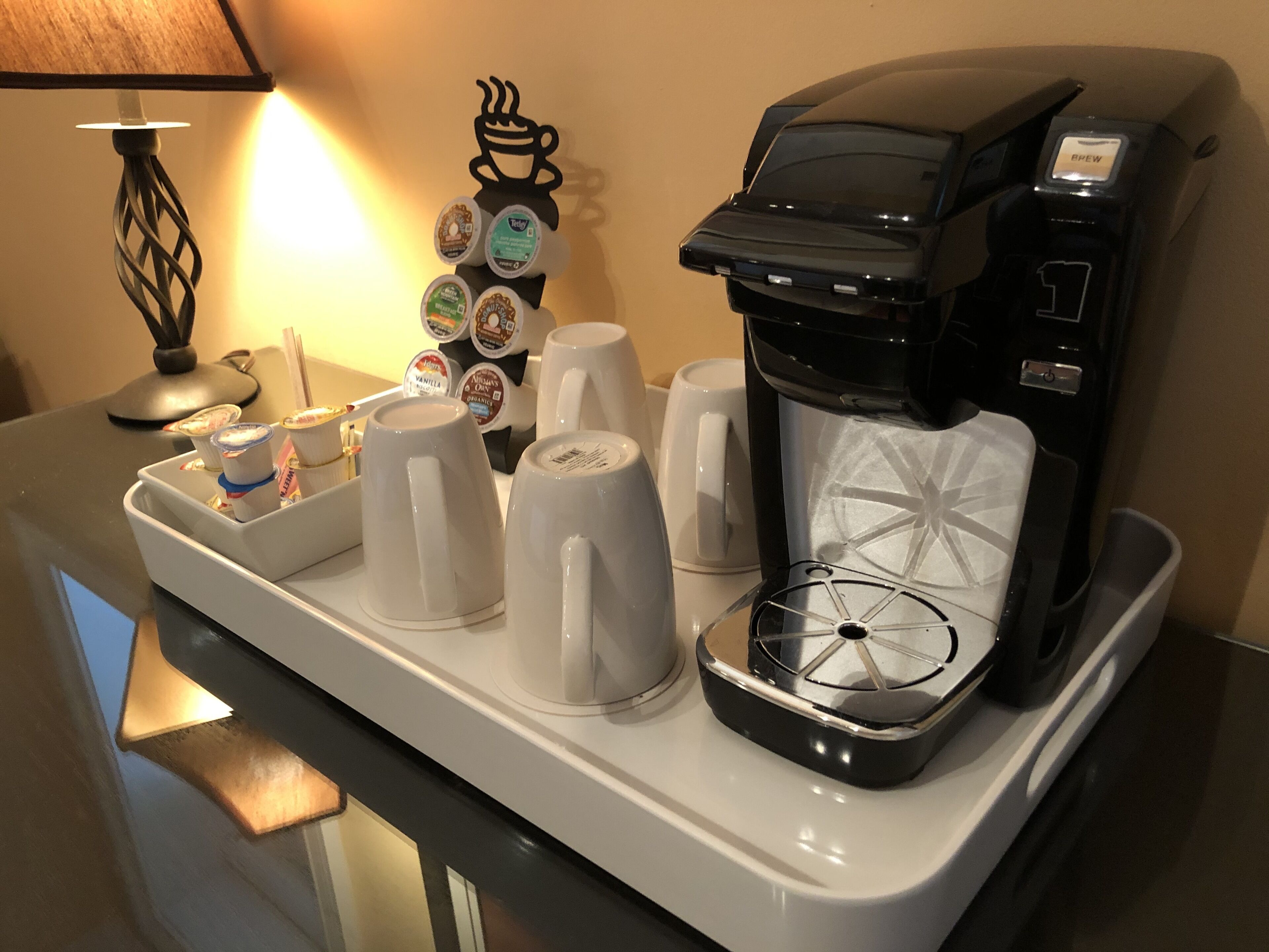 suite (sole) | living area | flat-screen tv