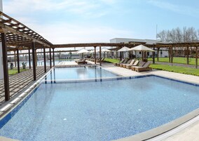 Outdoor pool, sun loungers