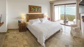 In-room safe, free WiFi, bed sheets