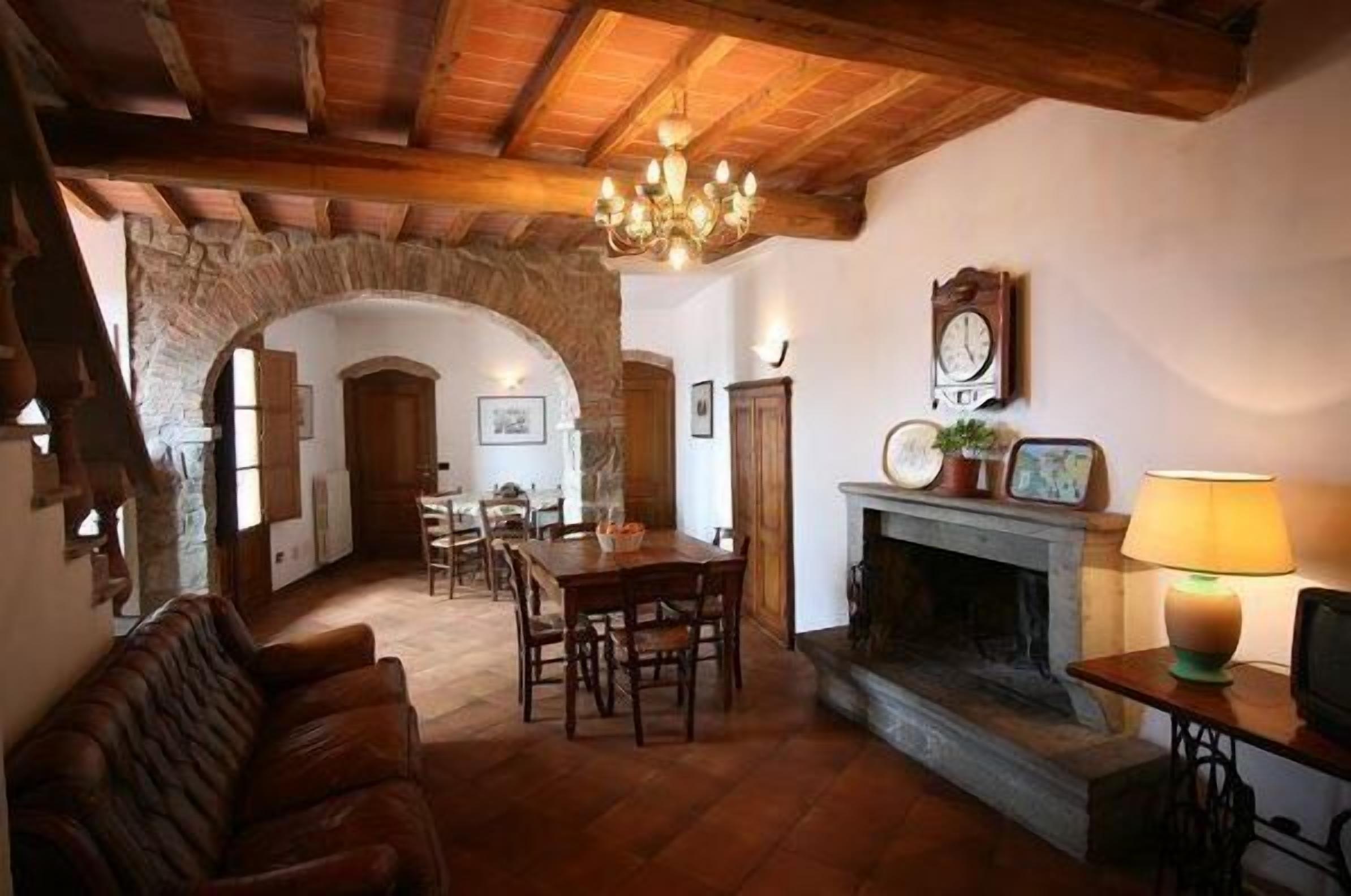 Panoramic Apartment, 4 Bedrooms (Fienile) | Private kitchen | Full-size fridge, microwave, stovetop, dishwasher