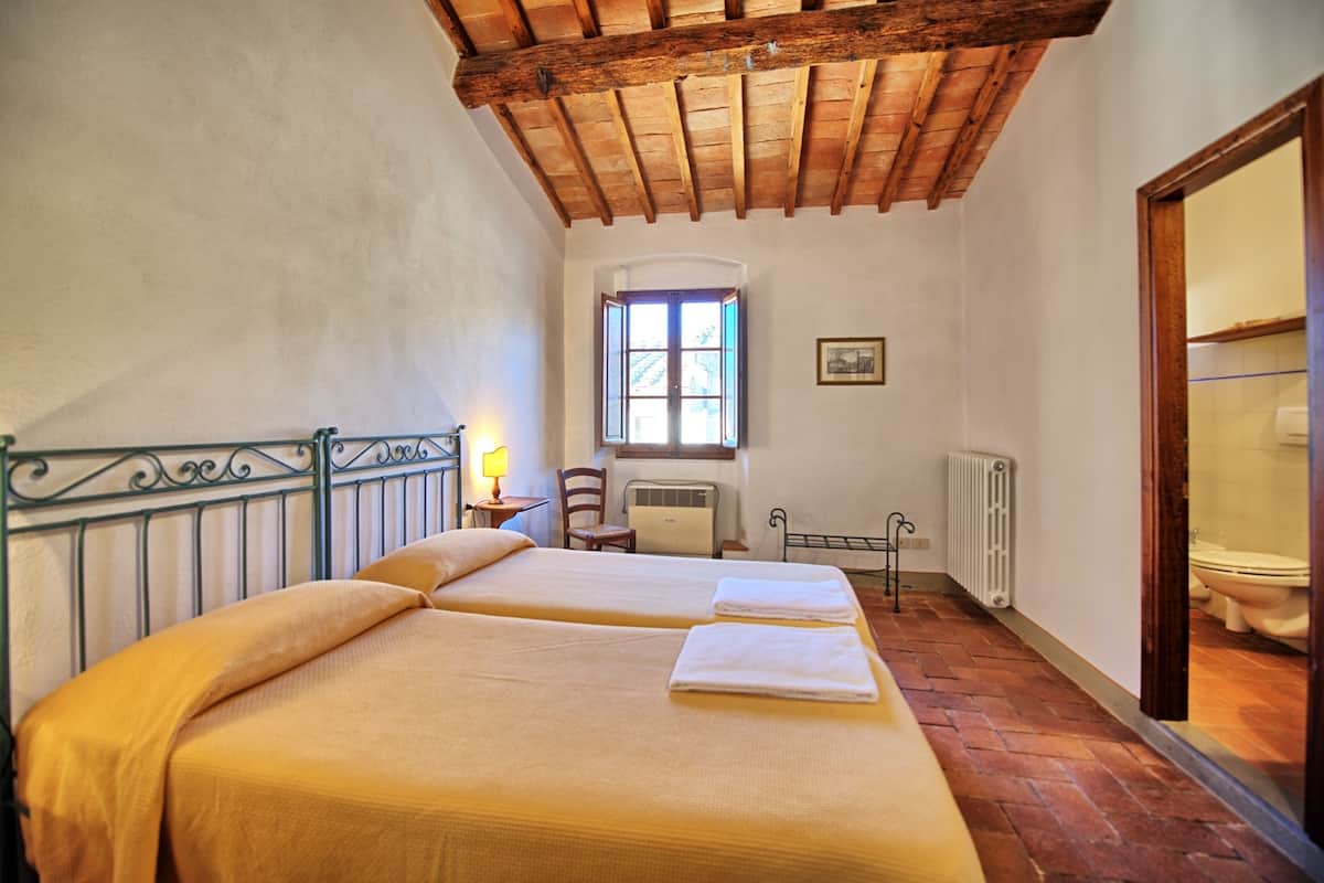 Apartment, 2 Bedrooms (Le Fonti 13) | 1 bedroom, in-room safe, cribs/infant beds, free WiFi