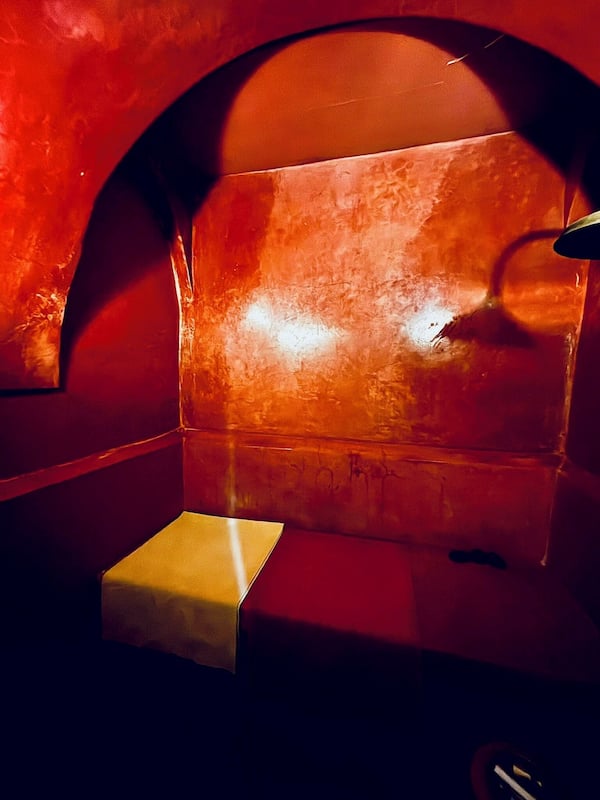 Sauna, Turkish bath/hammam, body treatments, deep-tissue massages