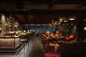 2 bars/lounges, poolside bar