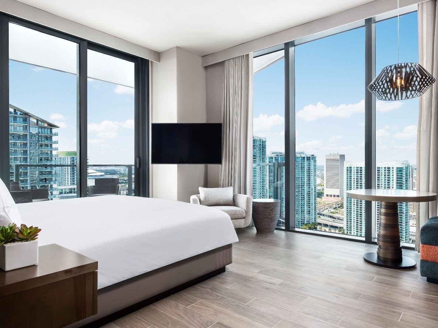 Premium bedding, minibar, in-room safe, soundproofing