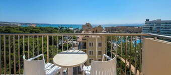Cabot Tres Torres Apartamentos