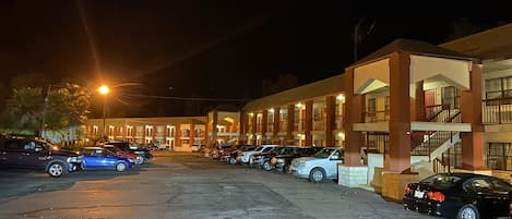 Depan hartanah