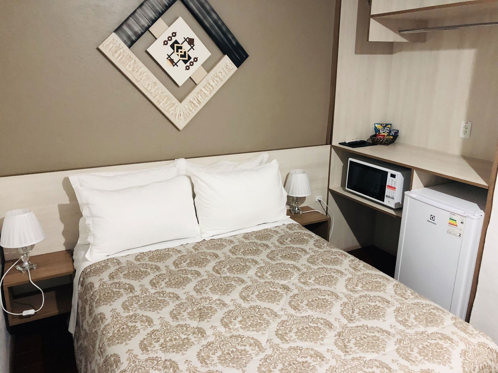 Desk, free WiFi, bed sheets, wheelchair access