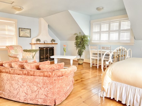 Sleeping Beauty Room, 1st Floor (Stair Access Only) | Living area