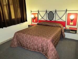 Classic Room | Blackout curtains, free WiFi - Hotel San Francisco (Culiacan)