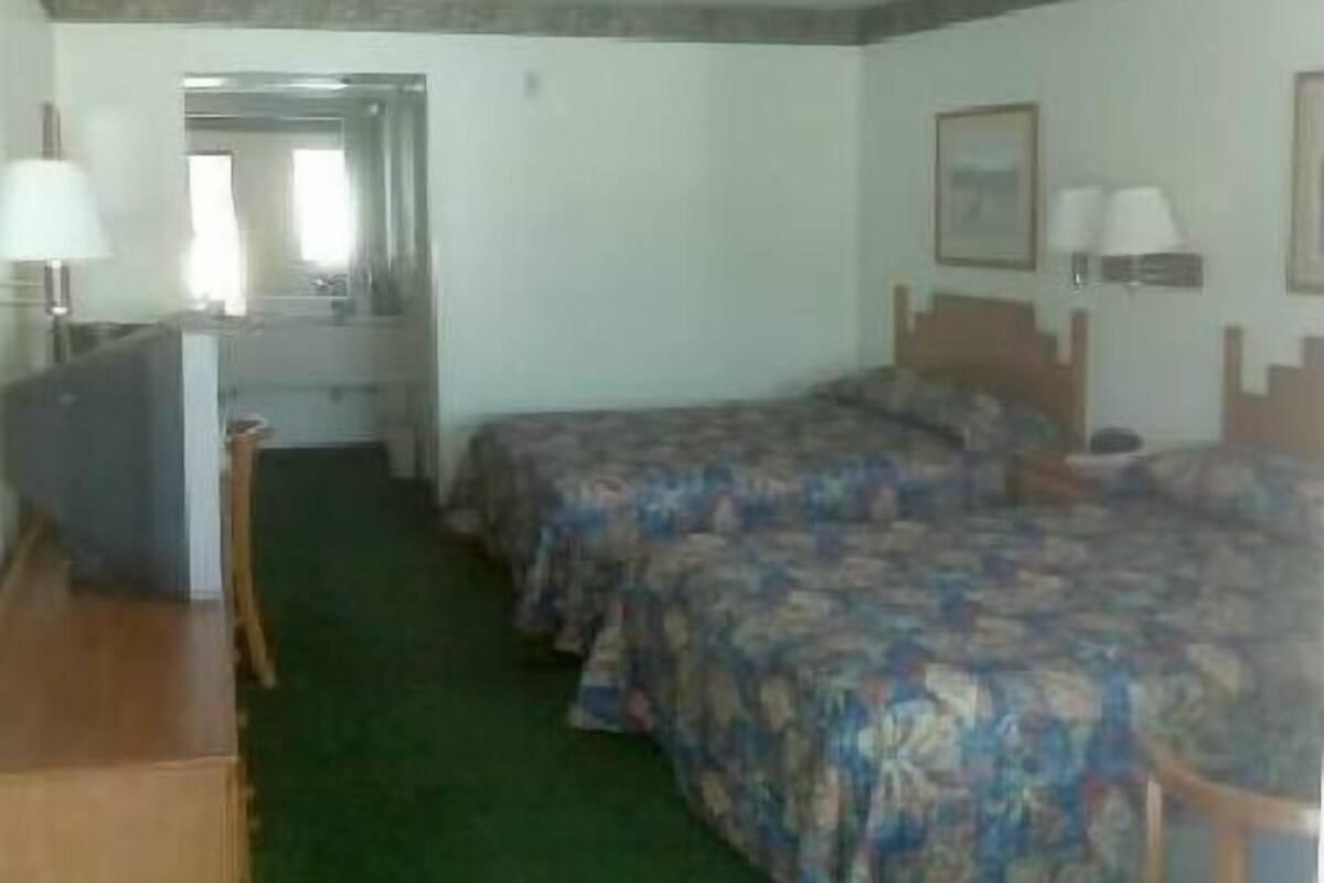 Room, 2 Queen Beds