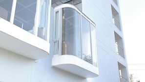 Exterior detail - Rua Rasada Express (Trang)