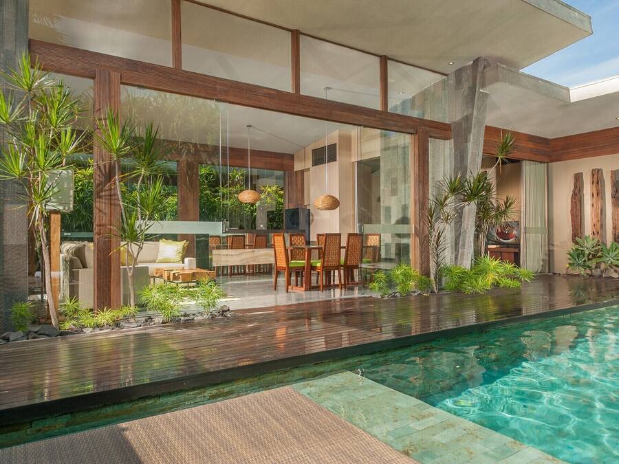 Refrigerador con freezer, placa de cocina, cafetera/tetera